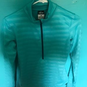 Half zip up nike